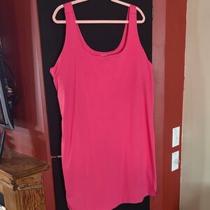 Old Navy Vivid Pink Women's Active dress with shorts and pockets